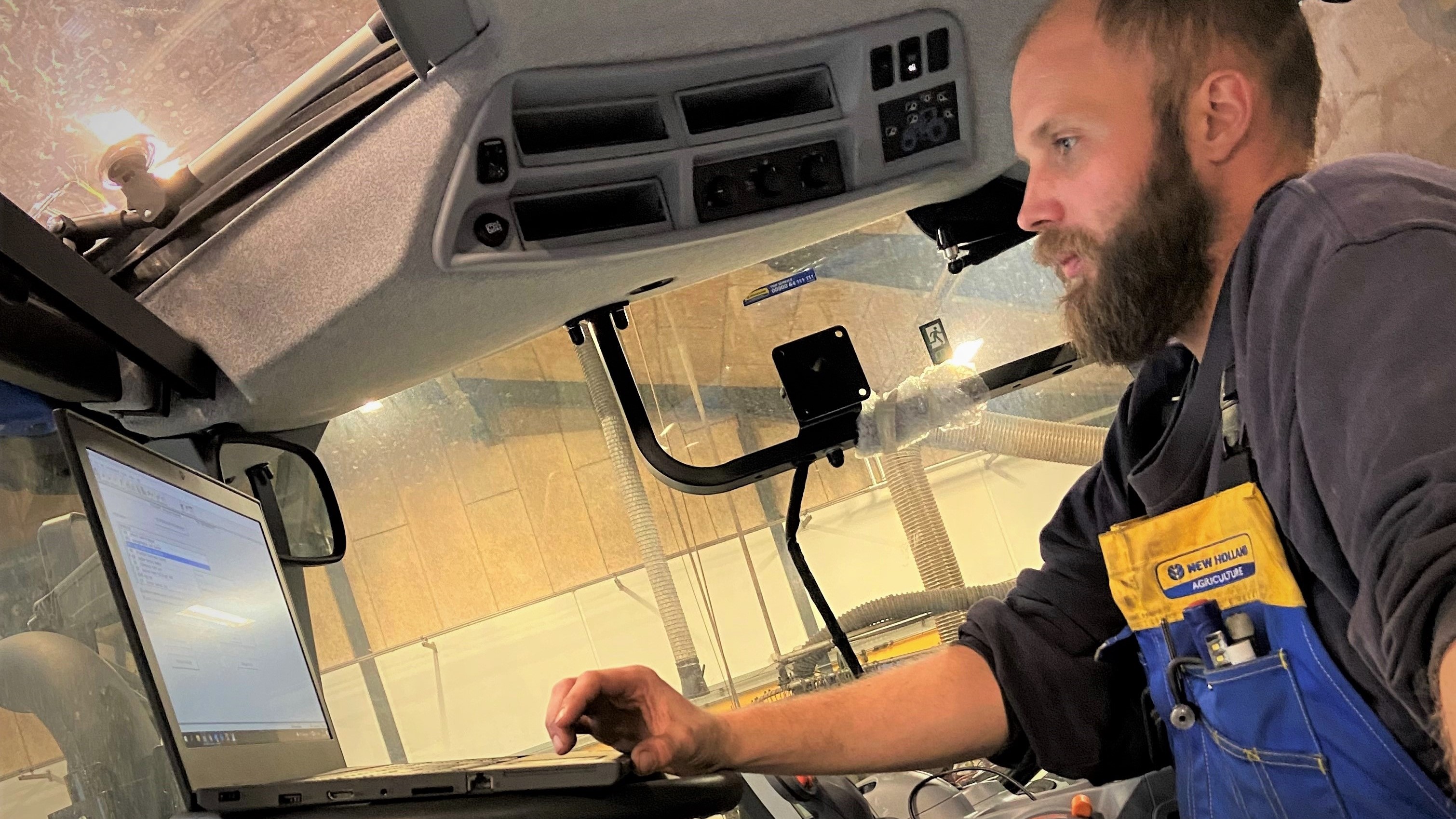 Anker Bjerre A/S er certificeret PLM-forhandler PLM-Specialist - Anker Bjerre A/S